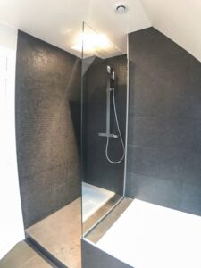 Salle de bains douche à l'italienne à Hem (Lille)